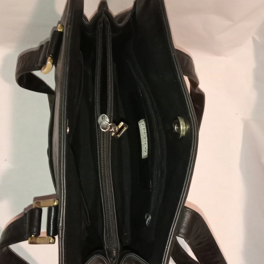 Preview Collection Handbag - Picture 6 of 10